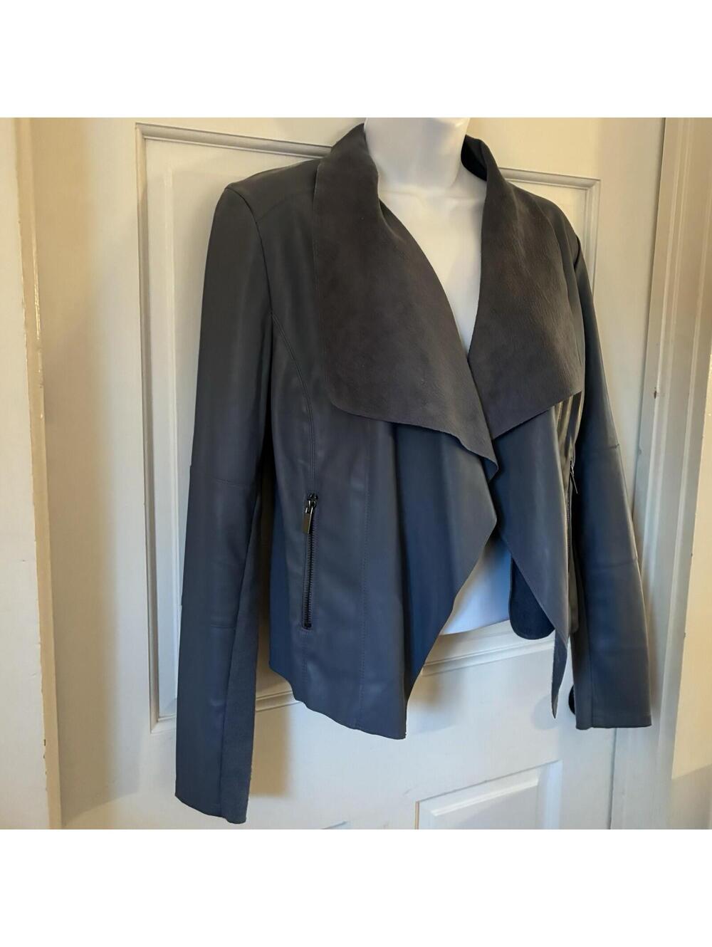 Gray Bagatelle Stylish Polyurethane Jacket Open Front Drape Collar - size Small